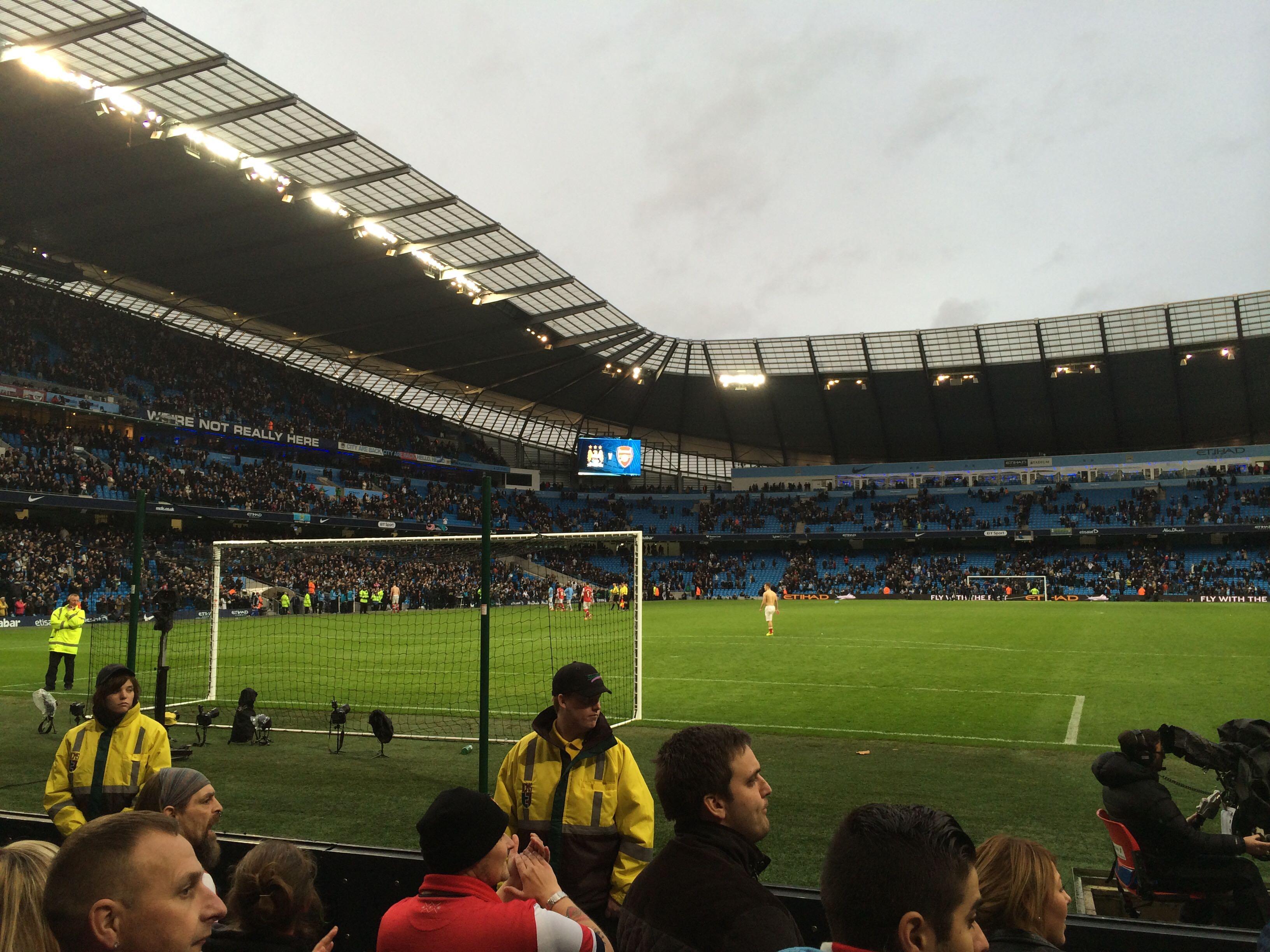 他的傲慢管 他的傲慢管